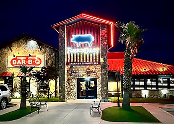 El Paso Barbecue Restaurants Famous Dave's Bar-B-Que El Paso