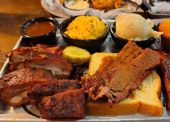 Famous Dave's Bar-B-Que Mesa  Mesa Barbecue Restaurants image 1
