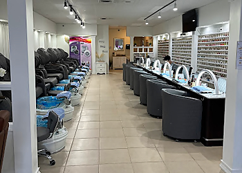 Fancy Nails - Little Rock, AR Nail Salons - Salon Interior Image