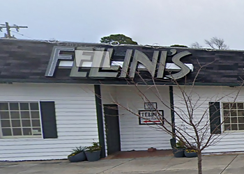 Norfolk Pizza Places Fellini's