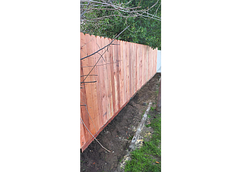 Fence Menders Bakersfield Fencing Contractors image 1