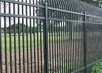 Santa Ana Fencing Contractors Fence Menders