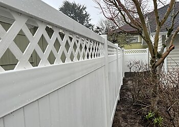 Fence Repair Master Vancouver Fencing Contractors image 1