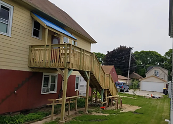 Fence and Deck Pros - Milwaukee, WI Fencing Contractors
