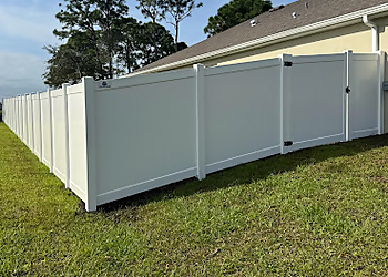 Port St Lucie Fencing Contractors Fenced In, LLC