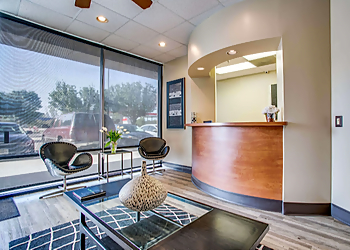 Pasadena Cosmetic Dentists Field Harrison, DDS - MINT DENTISTRY