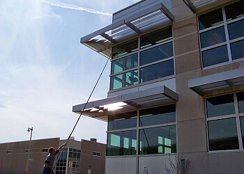 Milwaukee Window Cleaners First Klass Window Cleaning Inc.