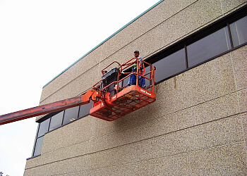 Milwaukee Window Cleaners First Klass Window Cleaning Inc.