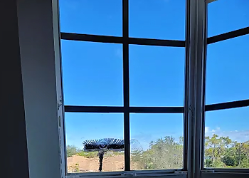 Fish Window Cleaning of Cape Coral, FL - Cape Coral, FL Window Cleaners - Indoor Service Image
