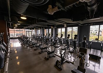 San Diego Gyms Fit Athletic Club & Gym