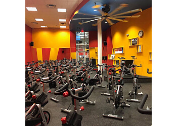fitness connection uptown charlotte hours