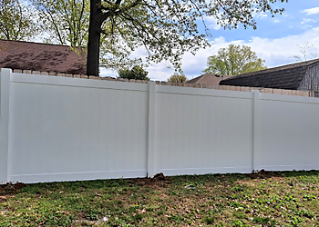 Clarksville Fencing Contractors Five Star Fence and Stain LLC