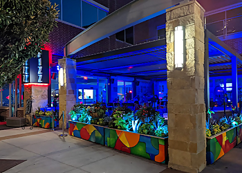 Fizz Plano Night Clubs image 1