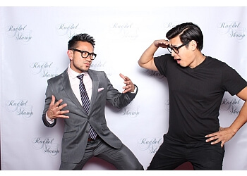 Flash Life Photo Booth - Los Angeles, CA Photo Booth Companies - Digital Photo Booth
