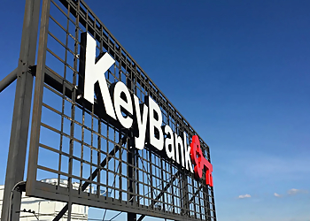 Flexlume Sign Company - Buffalo, NY Sign Companies - Outdoor Work Image