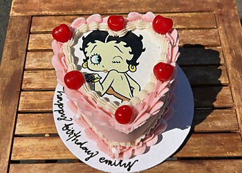 Lancaster Cakes FloraDonna's Cakery