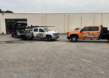 Florida Garage Doors Net Inc. Jacksonville Garage Door Repair image 1