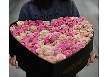 Florist Pink Clover Los Angeles Florists image 1