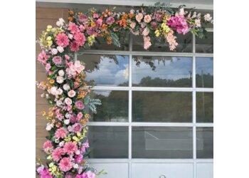 Flourish Flowers - Knoxville, TN Florists - Floral Arrangement Image