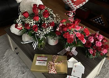 Evansville Florists Flowers & More, LLC