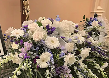 New Haven Florists Flowers by Lisa