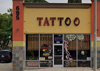 Pomona Tattoo Shops Flying Daggers Tattoo Parlor