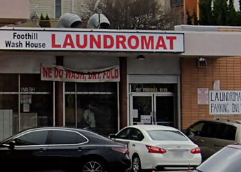 Oakland Laundromats Foothill Wash House
