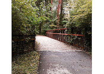 Dearborn Hiking Trails Ford Field Park