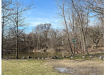 Dearborn Hiking Trails Ford Field Park