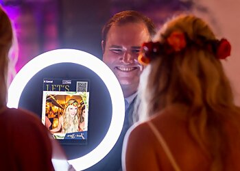 Omaha Photo Booth Companies FotoFunSpot