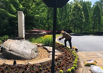 Columbus Landscaping Companies Four Seasons Lawn Care & Landscape Management