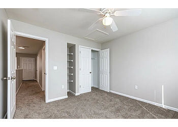 Four Winds Villages - Columbia, MO Apartments For Rent - Living Room Image