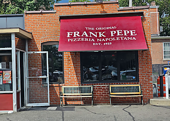 New Haven Pizza Places Frank Pepe Pizzeria Napoletana
