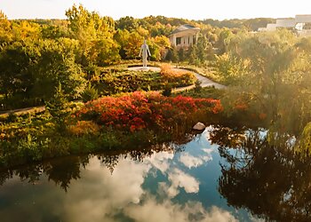 Grand Rapids Places To See Frederik Meijer Gardens & Sculpture Park