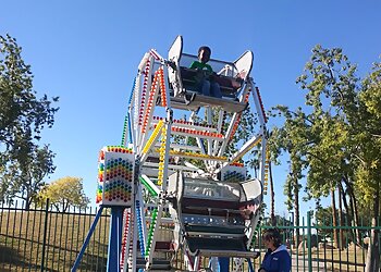 Gilbert Amusement Parks Freestone Railroad