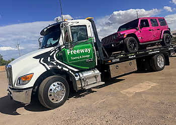 Freeway Towing & Storage - Scottsdale, AZ Towing Companies - Outdoor Work Image