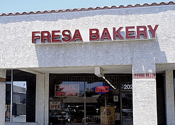 Palmdale Cakes Fresa Bakery