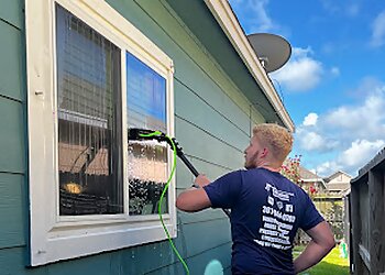 Corpus Christi Window Cleaners FreshBins Exterior Cleaning