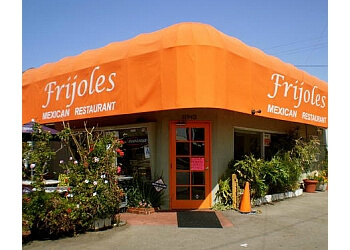 3 Best Mexican Restaurants In Inglewood Ca Threebestrated Inglewood Mexican Restaurant Frijoles
