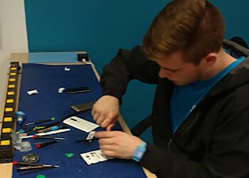 Richmond Cell Phone Repair Fruit Fixed