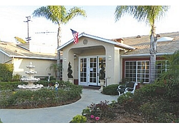 3 Best Isted Living Facilities In Fullerton Ca Threebestrated Fullerton Gardens