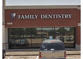 Mesquite Cosmetic Dentists Greg Dyer, DDS - DRS DYER & KOLATH FAMILY DENTISTRY