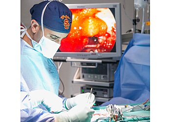 Los Angeles Neurosurgeons Gabriel Zada, MD - USC HEALTHCARE CENTER