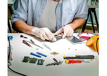 Gadget Repair - North Las Vegas, NV Cell Phone Repair - Field Work Image