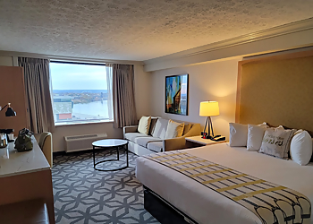Louisville Hotels Galt House Hotel