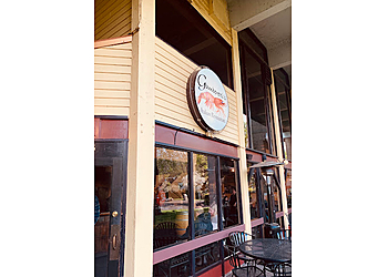 Gamberetti's Italian Restaurant - Salem, OR Italian Restaurants - Restaurant Exterior Image