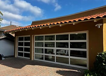 Garage Door Doc Ventura Ventura Garage Door Repair image 1