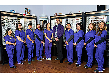 Ventura Pediatric Optometrists Gary Strickland, OD - FAMILY VISION CENTER