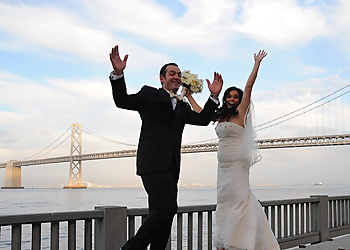 Thousand Oaks Videographers Gary West Productions, Inc.