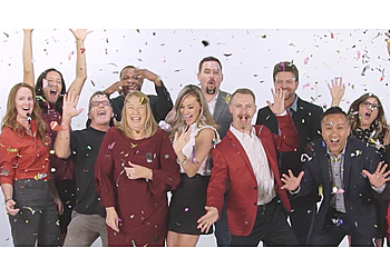 Lakeland Real Estate Agents Gate Arty & the Group - KELLER WILLIAMS REALTY